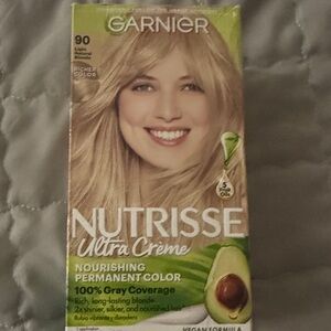 Garnier Nutrisse Ultra Crème Hair Color - Rich Blonde